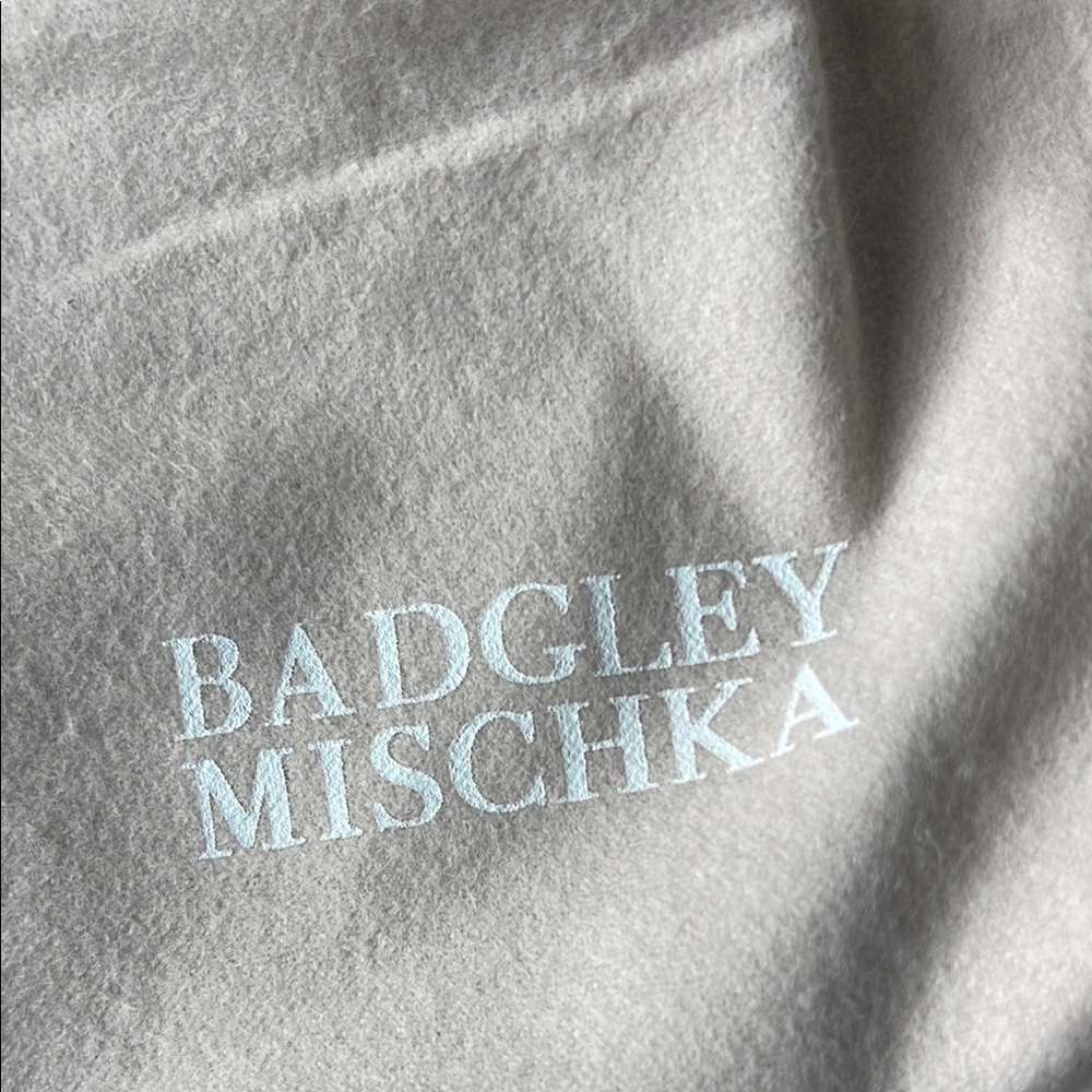 2 Badgley Mischka dust bags soft beige $12